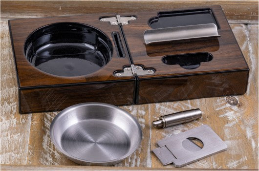 The Navigator | Folding Travel Station