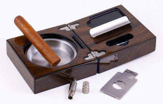 The Navigator | Folding Travel Station